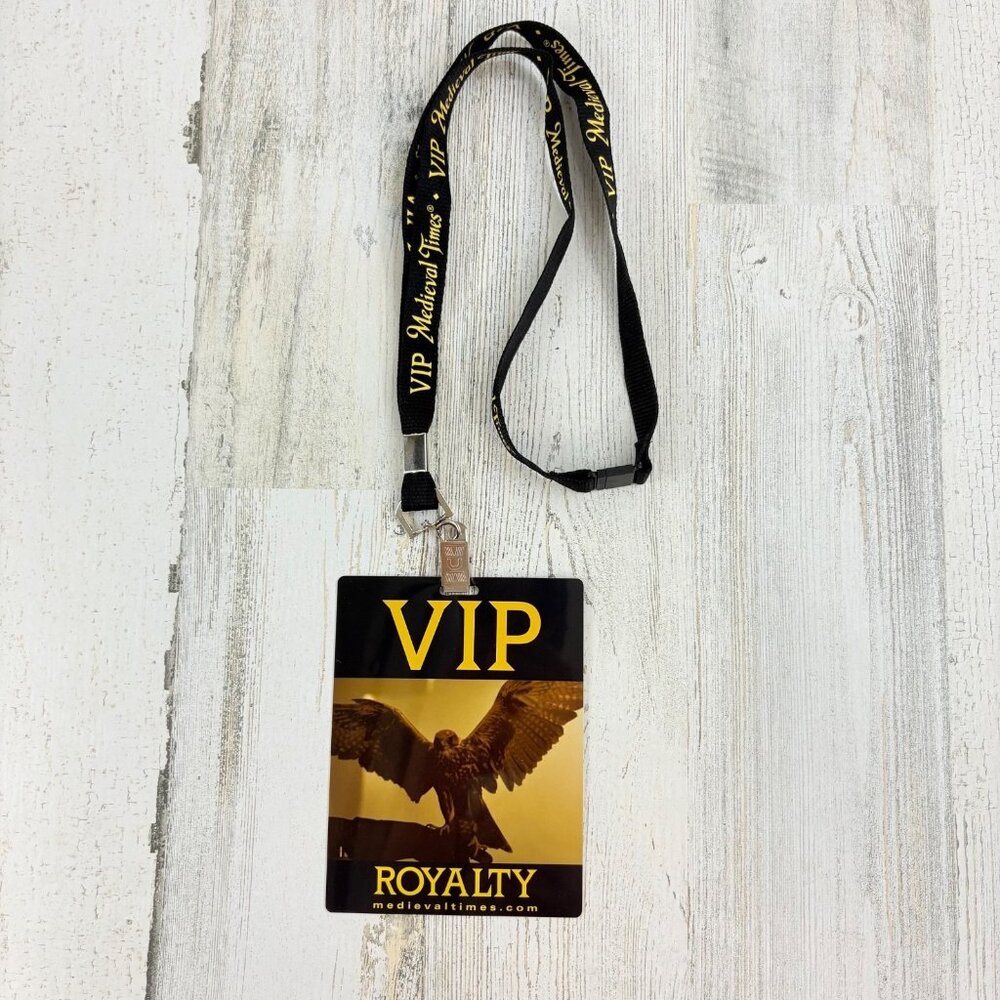 Medieval Times VIP Badge with Lanyard FALCON Collectible Card